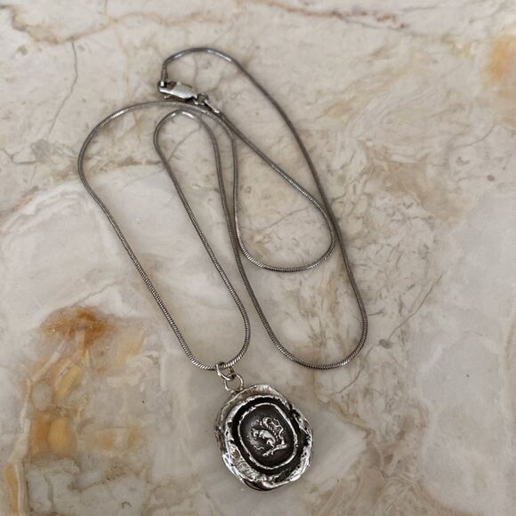Pyrrha Squirrel Talisman 925 Sterling Silver - Picture 5 of 12